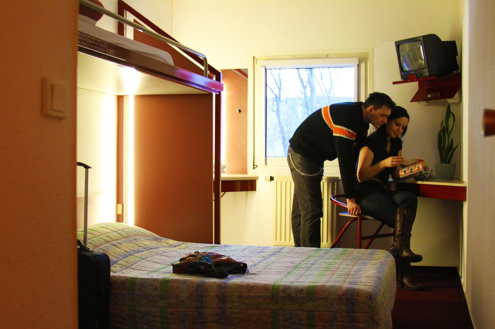 Drive Inn Hotel Torokbalint Bagian luar foto