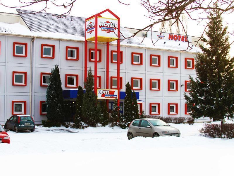 Drive Inn Hotel Torokbalint Bagian luar foto
