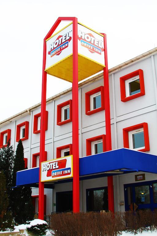Drive Inn Hotel Torokbalint Bagian luar foto